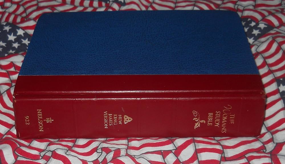 Amazon | Woman's Study Bible: Opening the Word of God to Women New